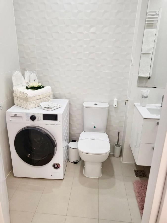 Hils Pallady Apartament Lyly بوخارست المظهر الخارجي الصورة