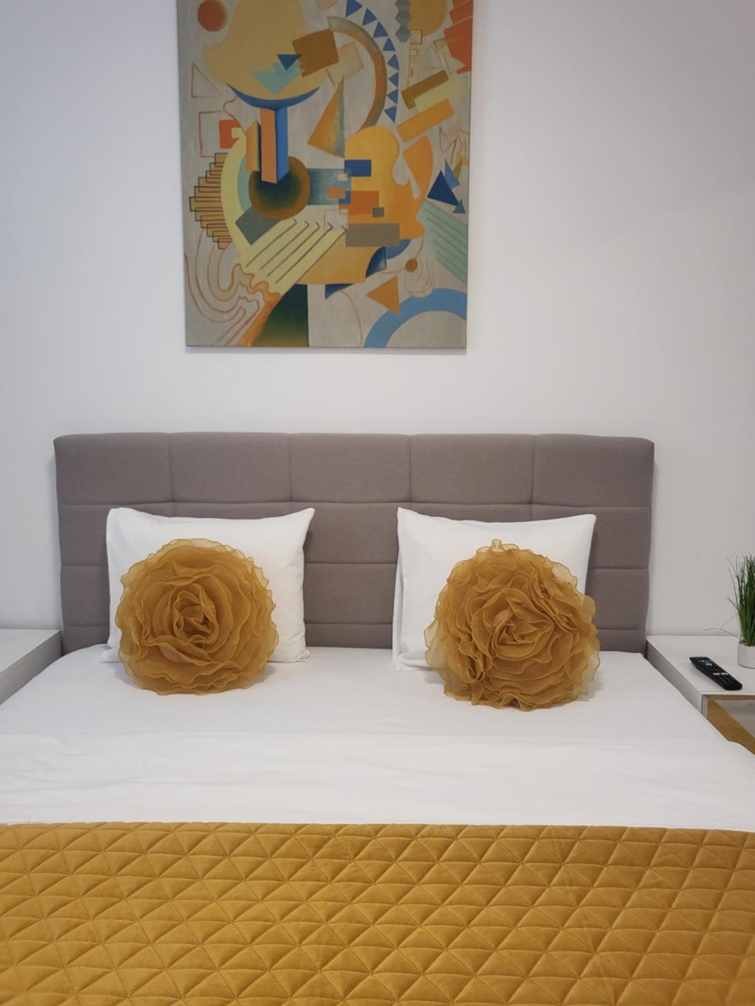 Hils Pallady Apartament Lyly بوخارست المظهر الخارجي الصورة